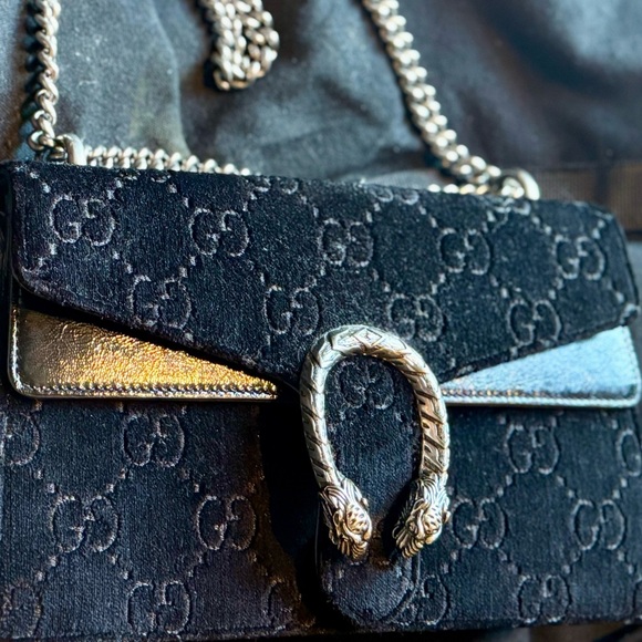 Gucci Dionysus GG velvet Black with Silver accents Shoulder Bag (like new) - Picture 1 of 10